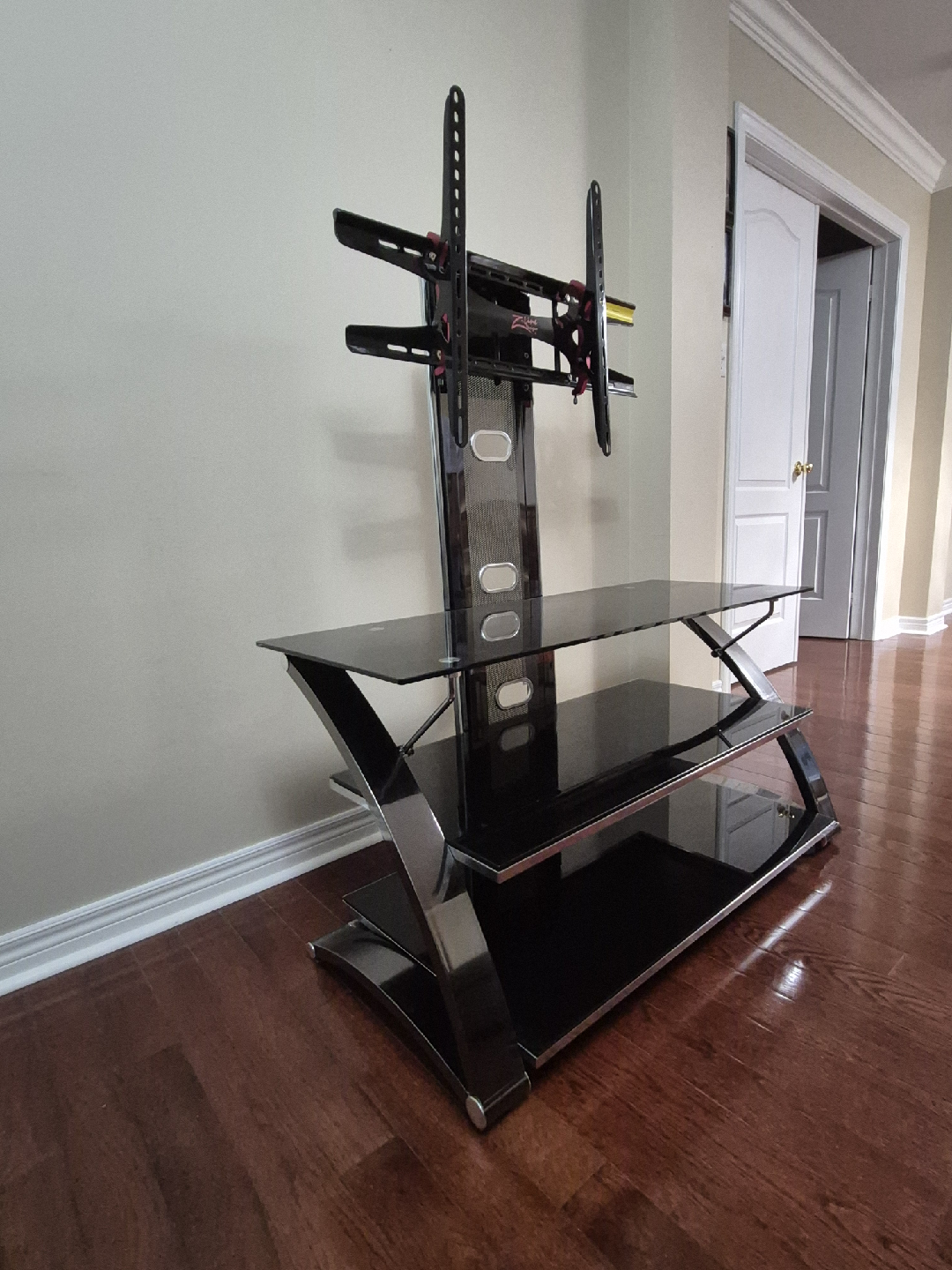 Z-Line Designs TV Stand with Mount - photo 2