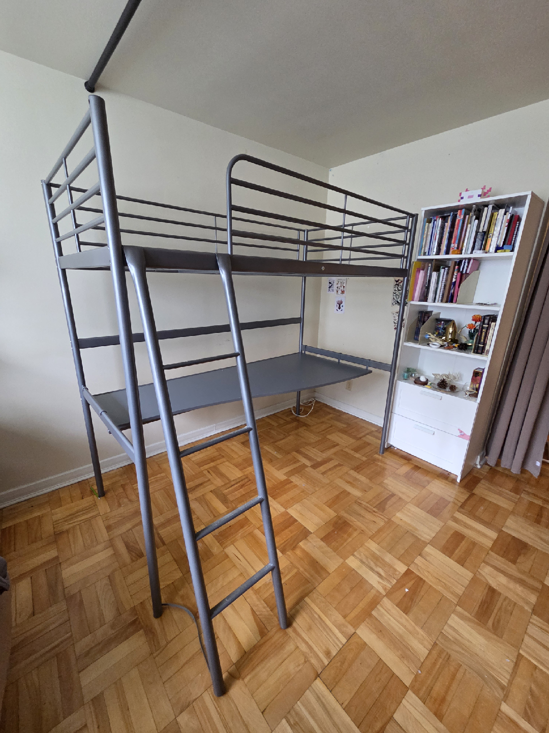 IKEA SVÄRTA Loft Bed with Desk (Twin Size) - photo 2
