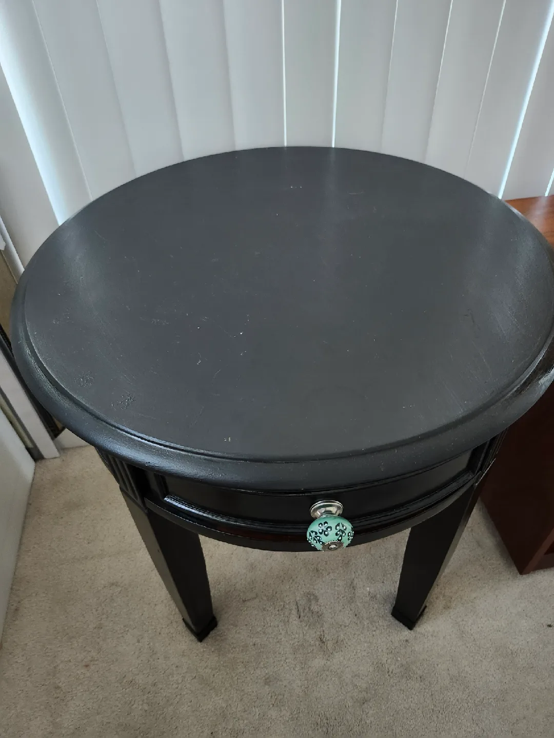 Black Round Side Table with Drawer image indicator(4)