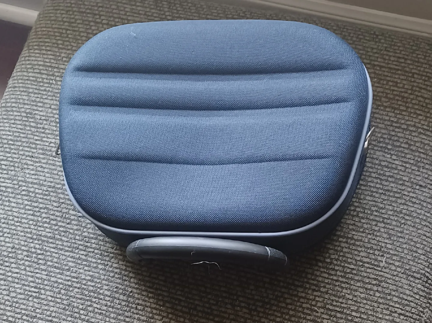 Millennium Travel Cosmetic Case image indicator(2)