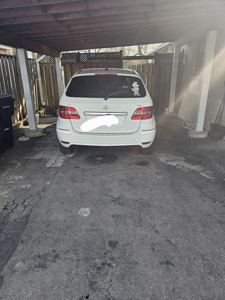 2011 B200 Mercedes - photo 4