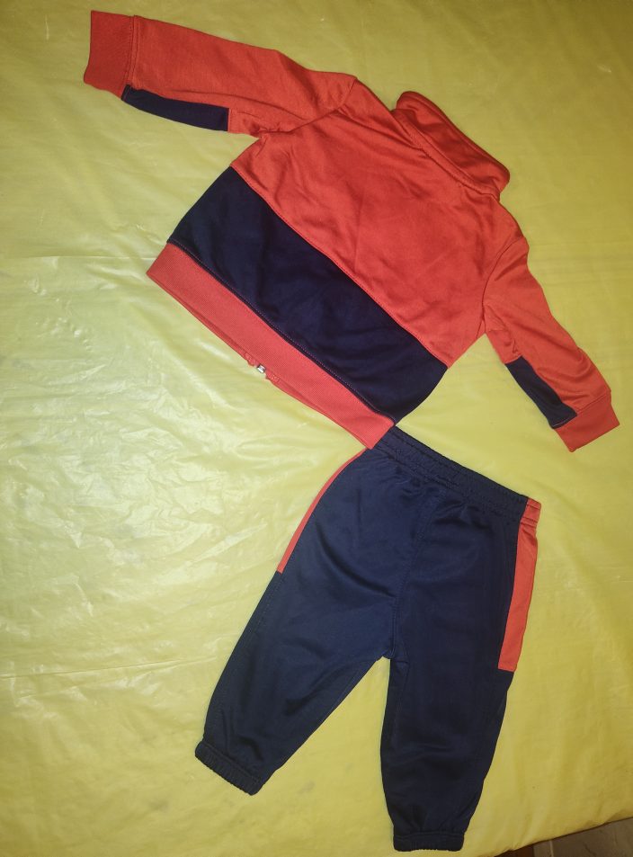New Nike Tracksuit Size 3/6 Months - photo 2