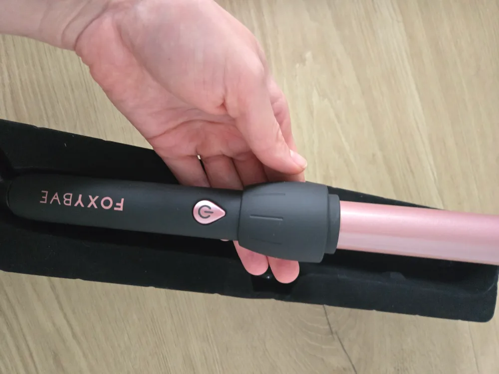 New FOXYBae Rose Gold 25mm Curling Wand 🥕 image indicator(3)