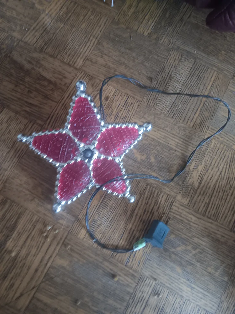 Red Star Christmas Tree Topper 🥕 thumbnail