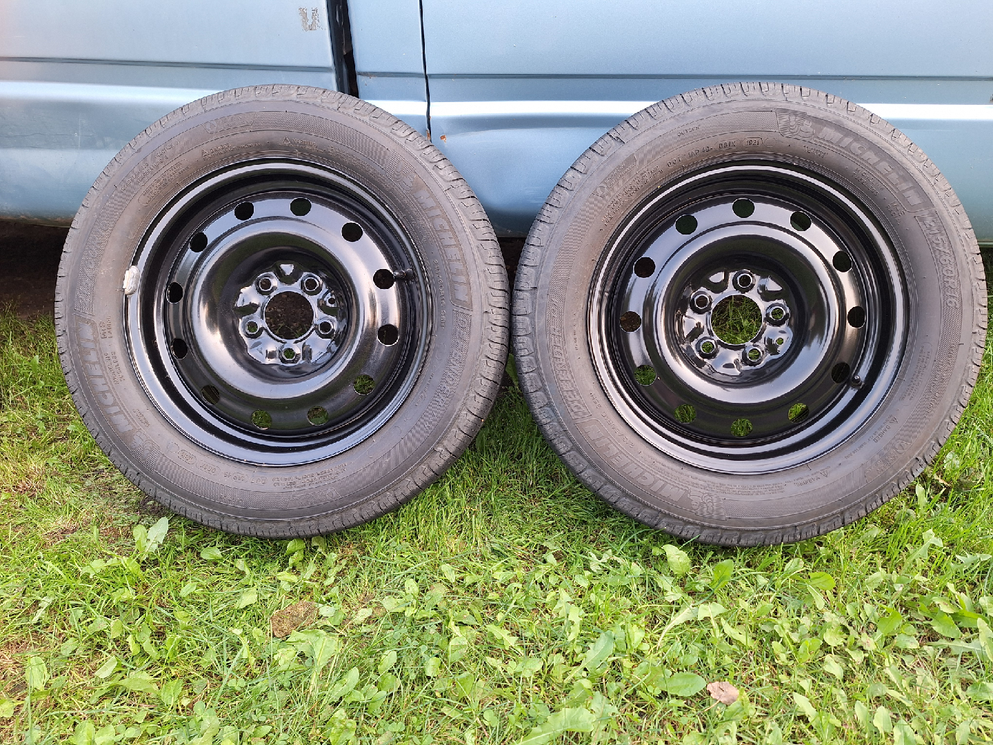 (2) Michelin tires size 215/60R16