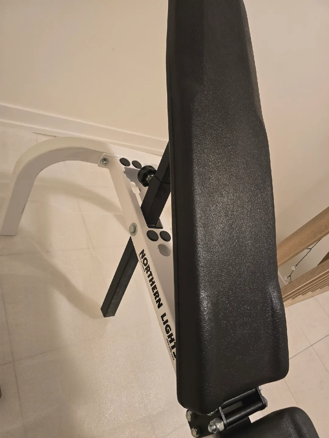 Northern Lights Adjustable Weight Bench image indicator(3)