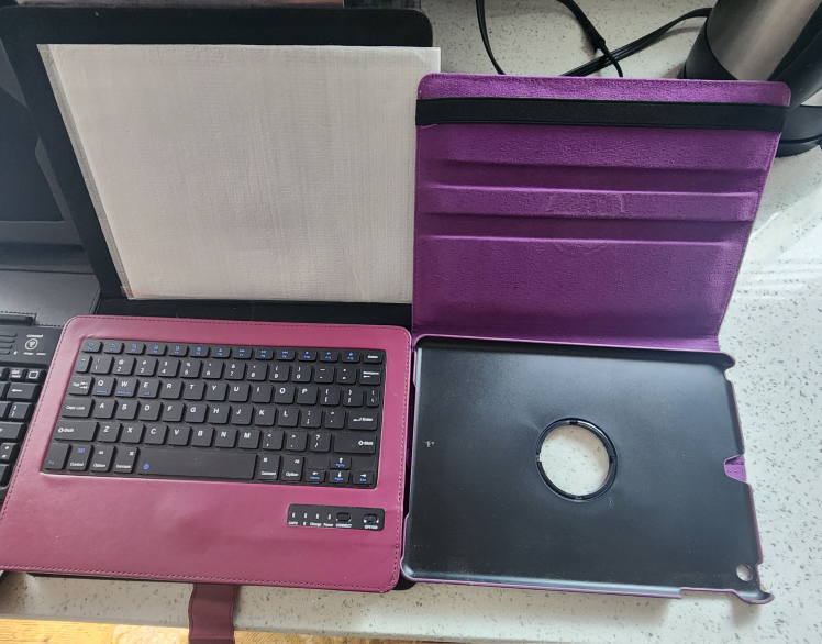 FREEE  Tablet Keyboard Cases/school supplies/craft items.! - photo 2