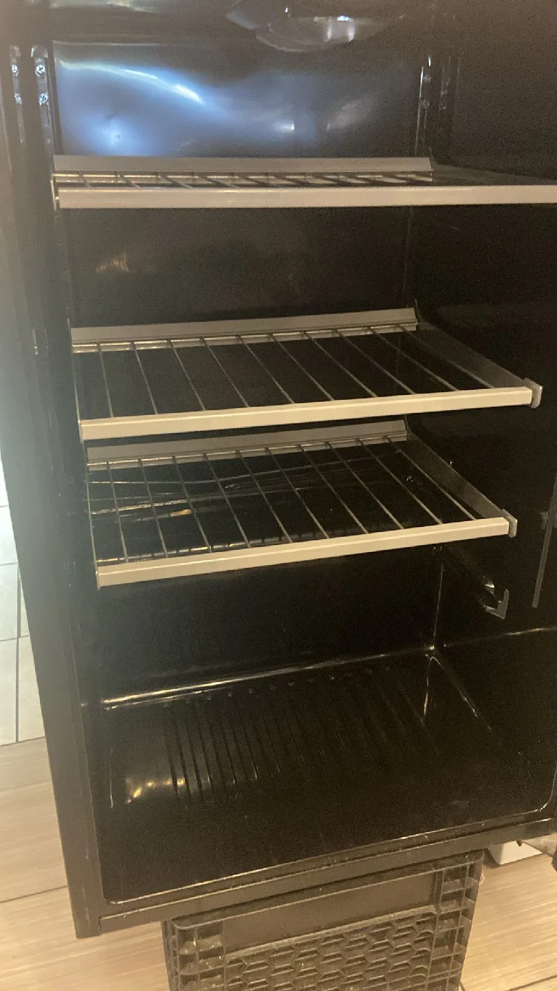 Danby DWC044BLP Wine Cooler image indicator(2)