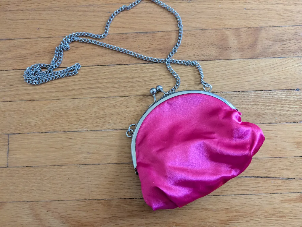 Pink Sequin Chain Purse image indicator(2)