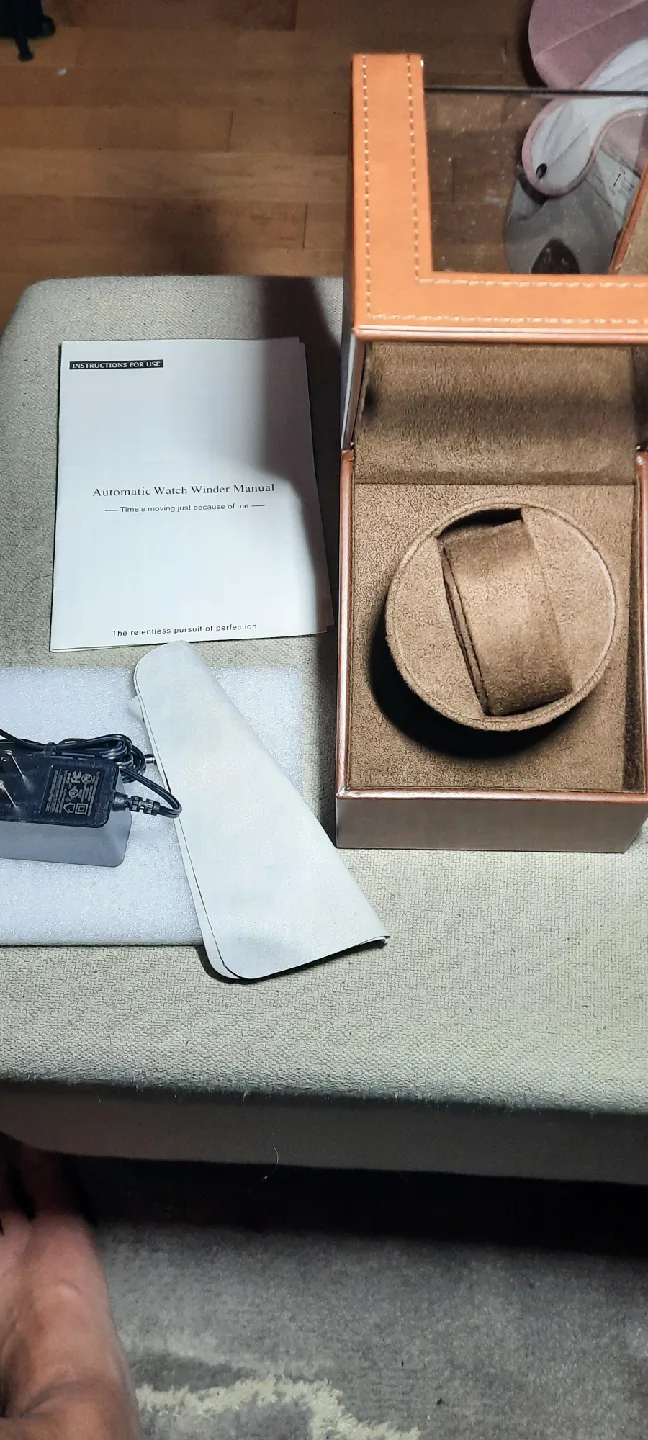 Like New Automatic Watch Winder image indicator(2)