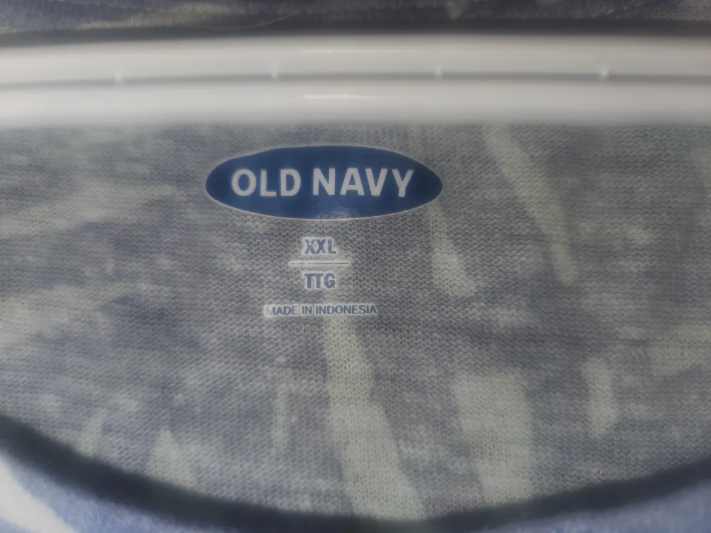 Old Navy XXL T-Shirt image indicator(2)