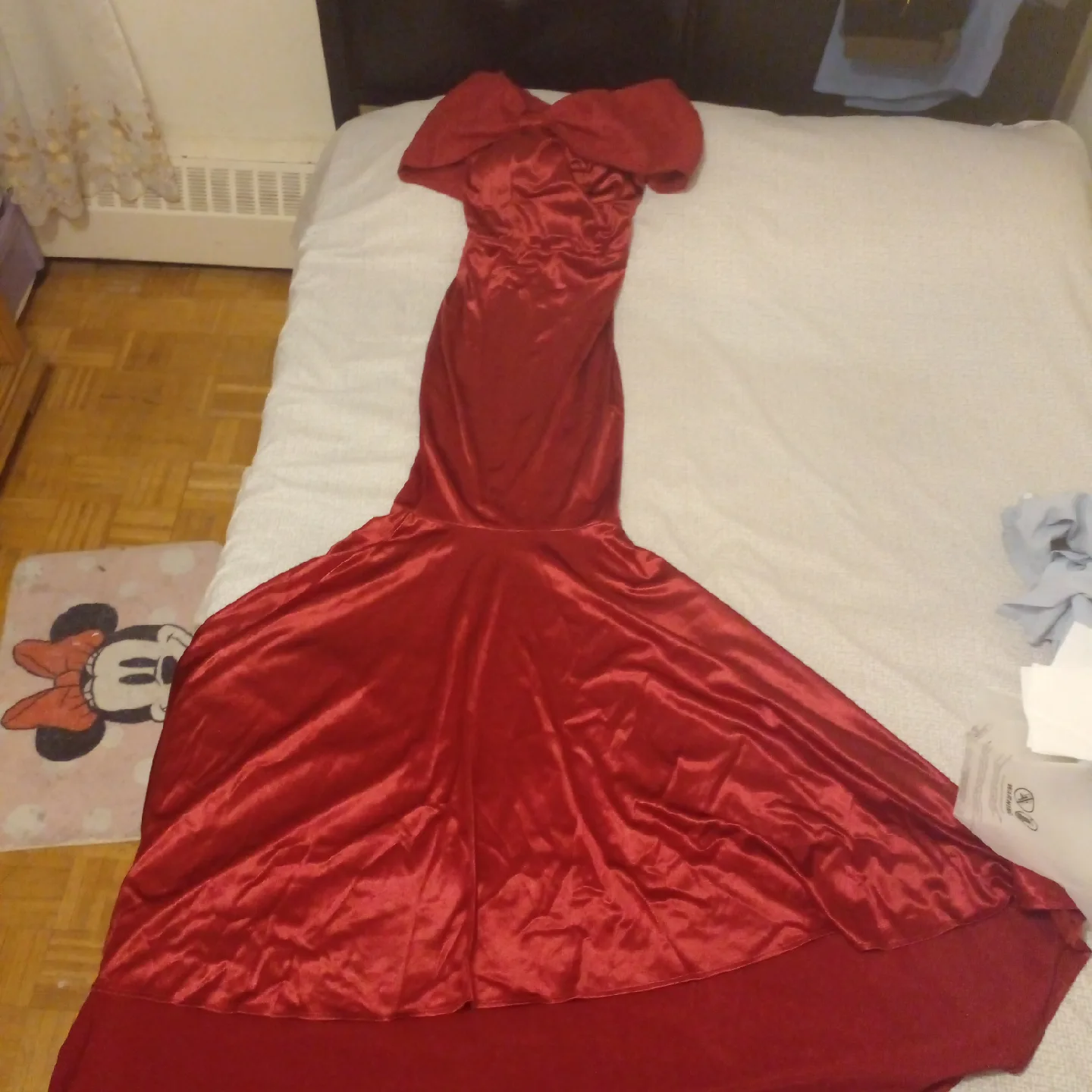 Red Off-Shoulder Mermaid Dress thumbnail