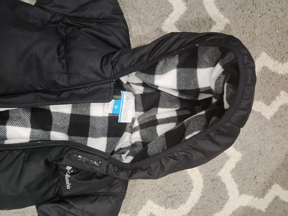 Columbia Black Snowsuit - Size 6-12 Months image indicator(3)