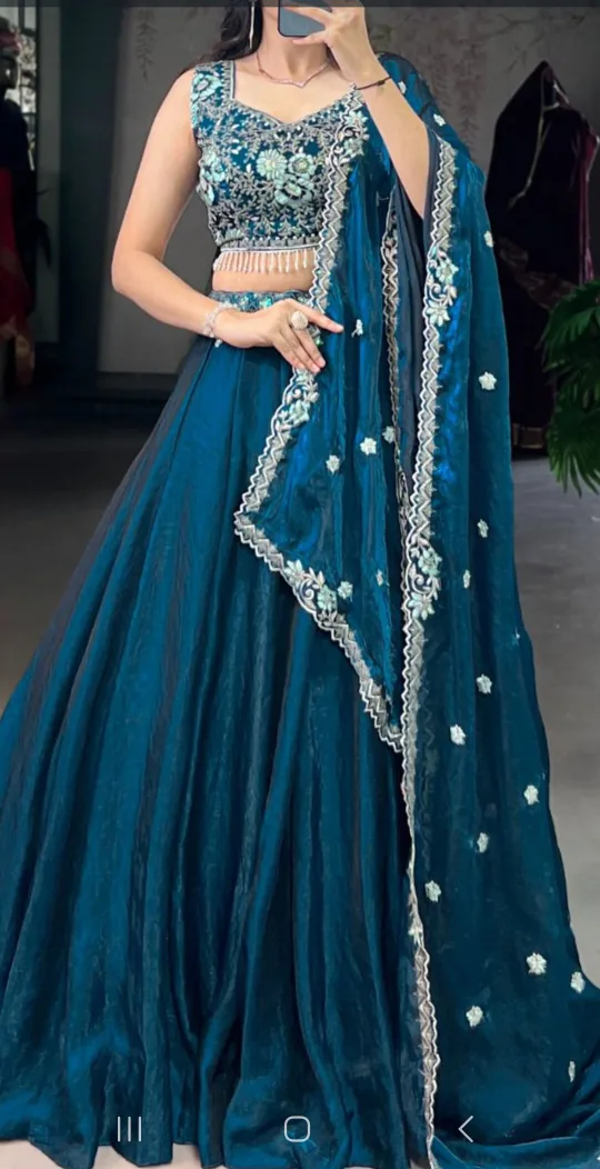 🥕Teal Lehenga Choli Set image indicator(3)