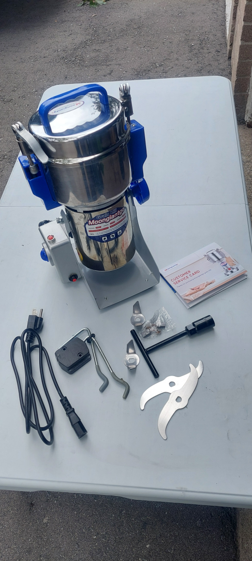 Moongiantgo Grain Mill - photo 2
