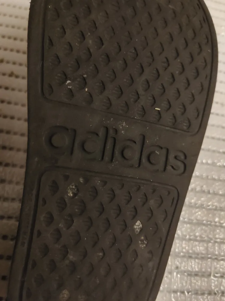 Adidas Adilette Slides - Size 12K image indicator(2)