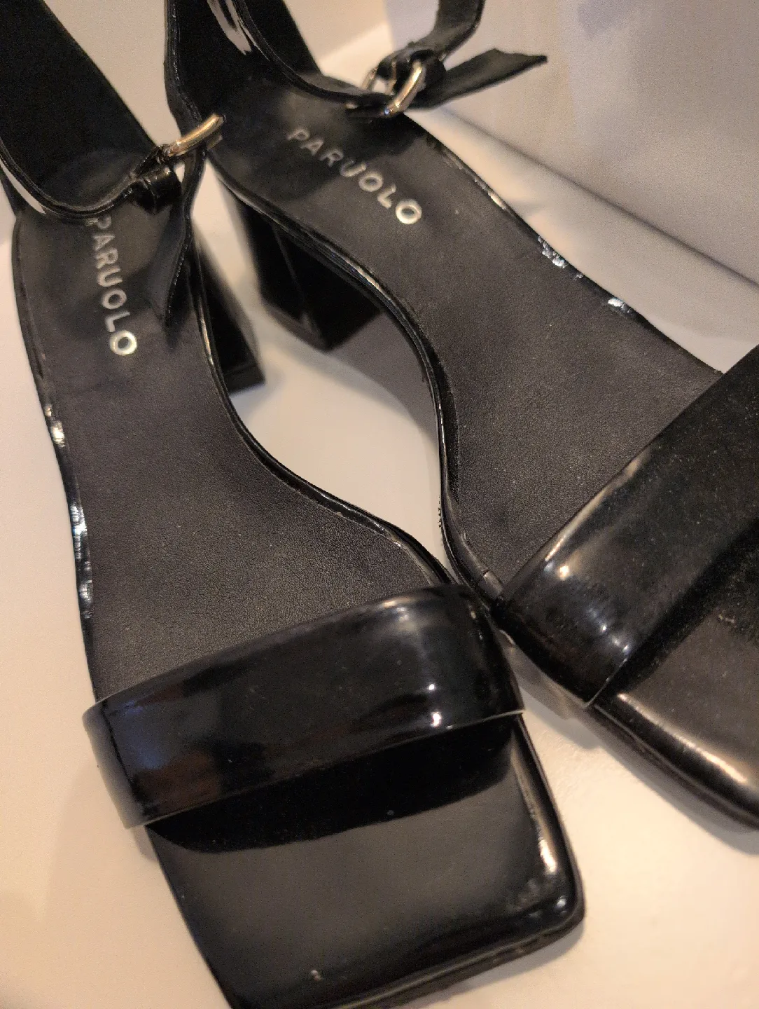 Paruolo Black Patent Leather Sandals image indicator(2)