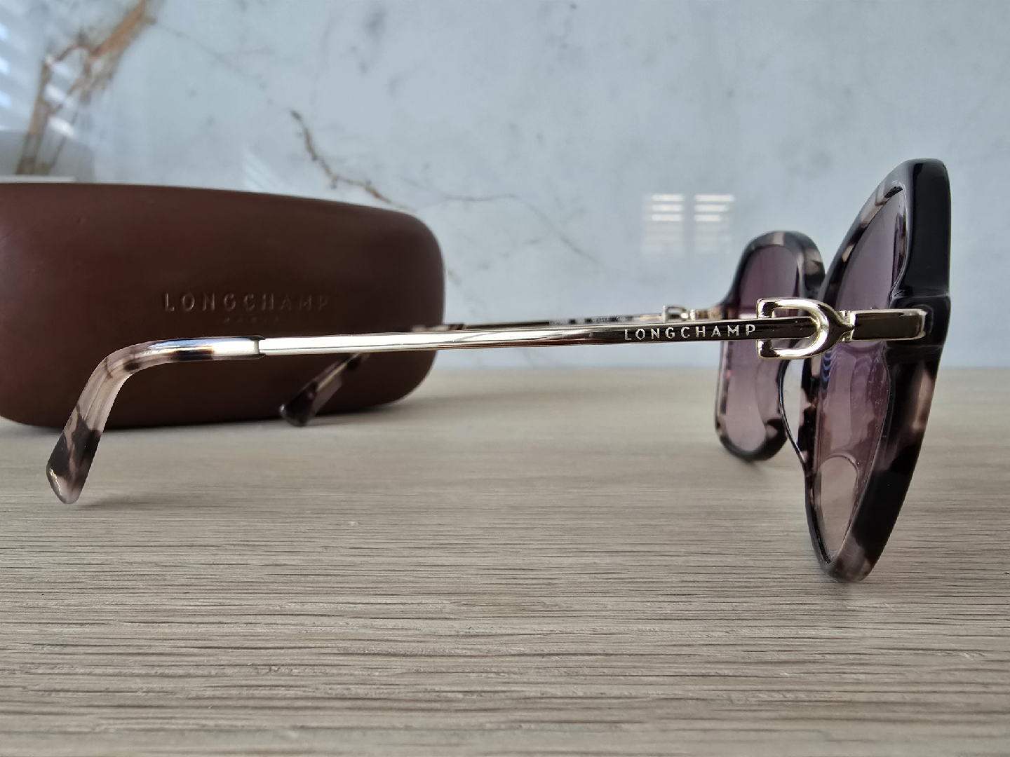 Longchamp Sunglasses with Case, like new - photo 2
