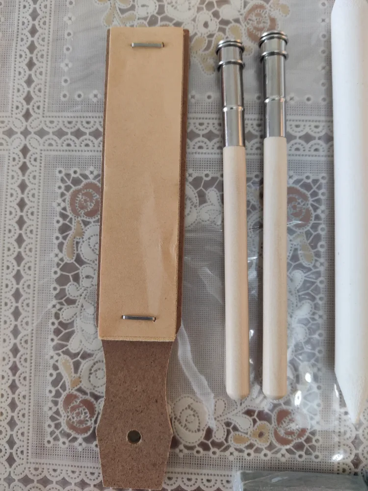 Art Blending Stumps, Erasers and Sanding Set image indicator(2)