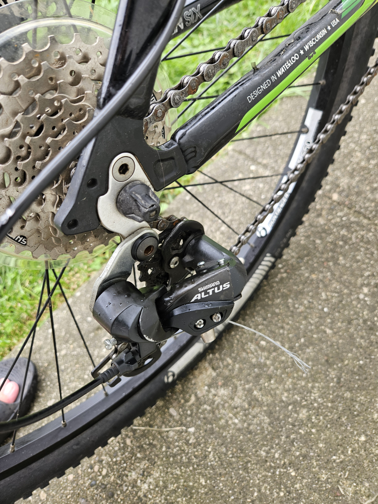 trek marlin 6 mountain bike - photo 2