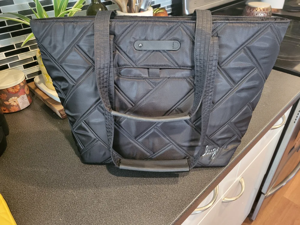 Lug Quilted Black Skyliner Tote Bag thumbnail