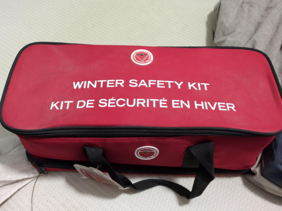Winter Safety Kit for the Road