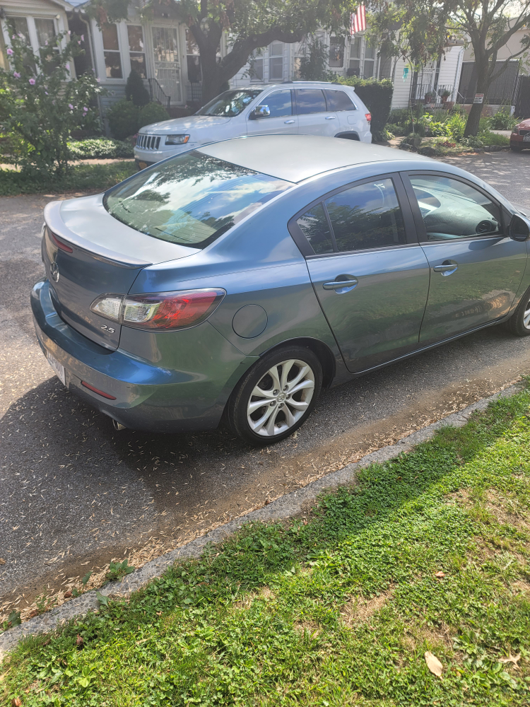 Used Mazda 3 Sedan - Blue - photo 2