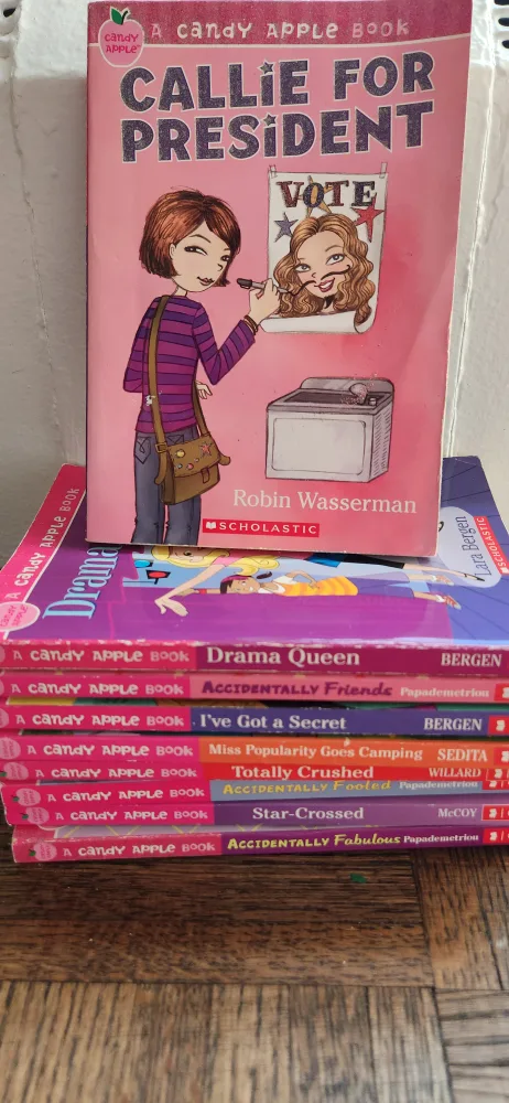 Candy Apple Book Series image indicator(2)