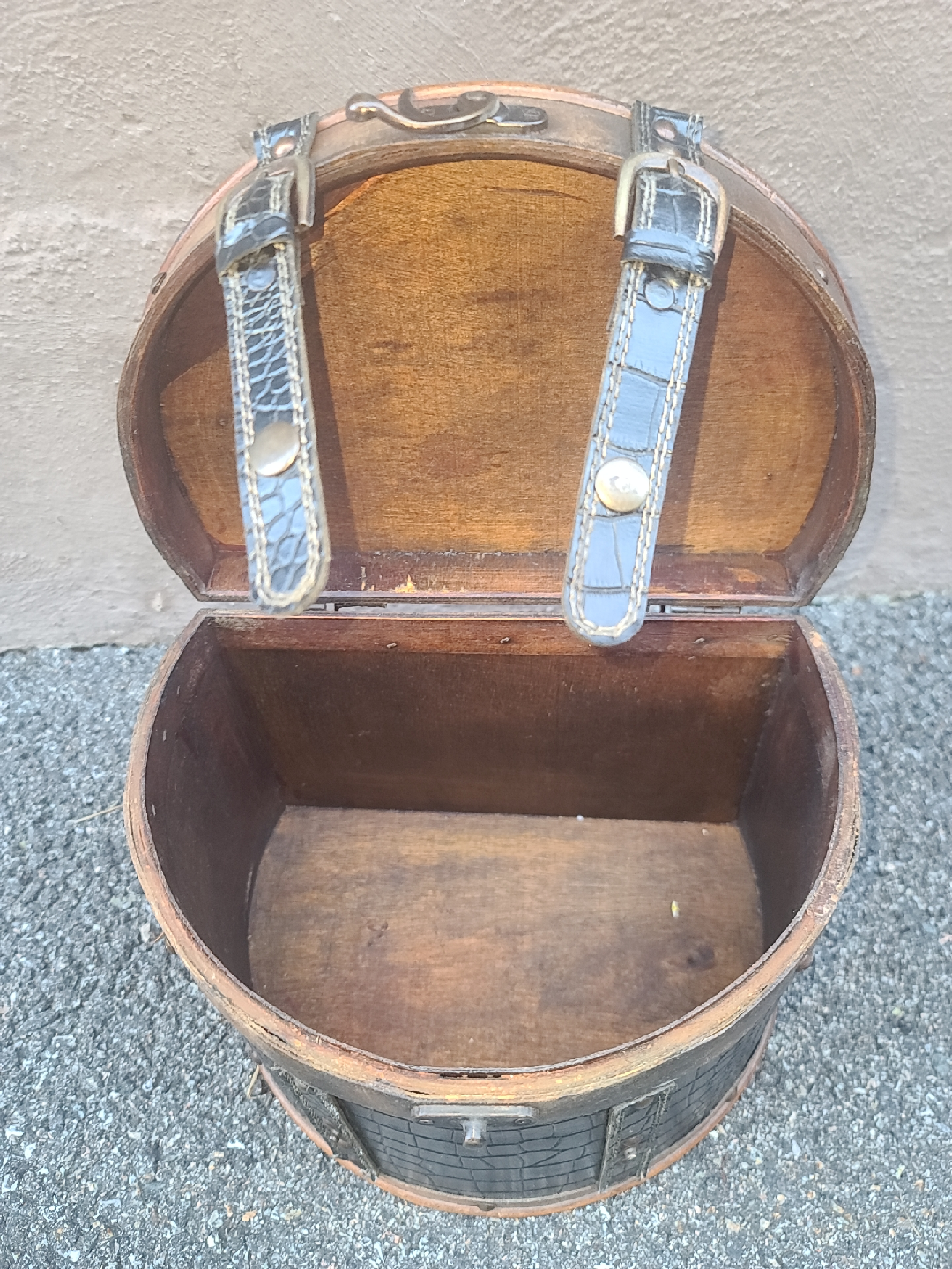 Decorative vintage Wooden Storage Trunk - photo 5