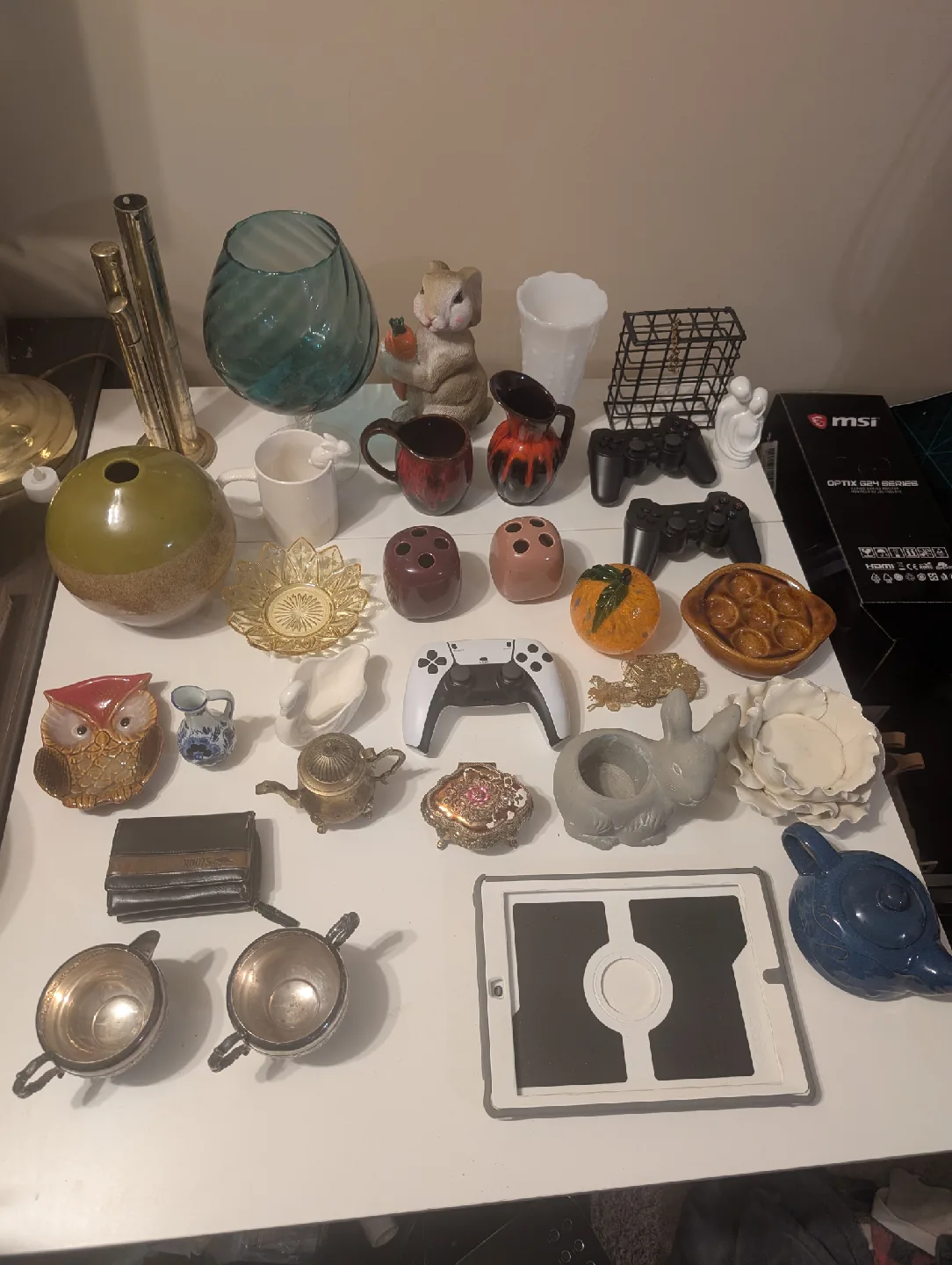 Assorted Home Decor and Collectibles thumbnail