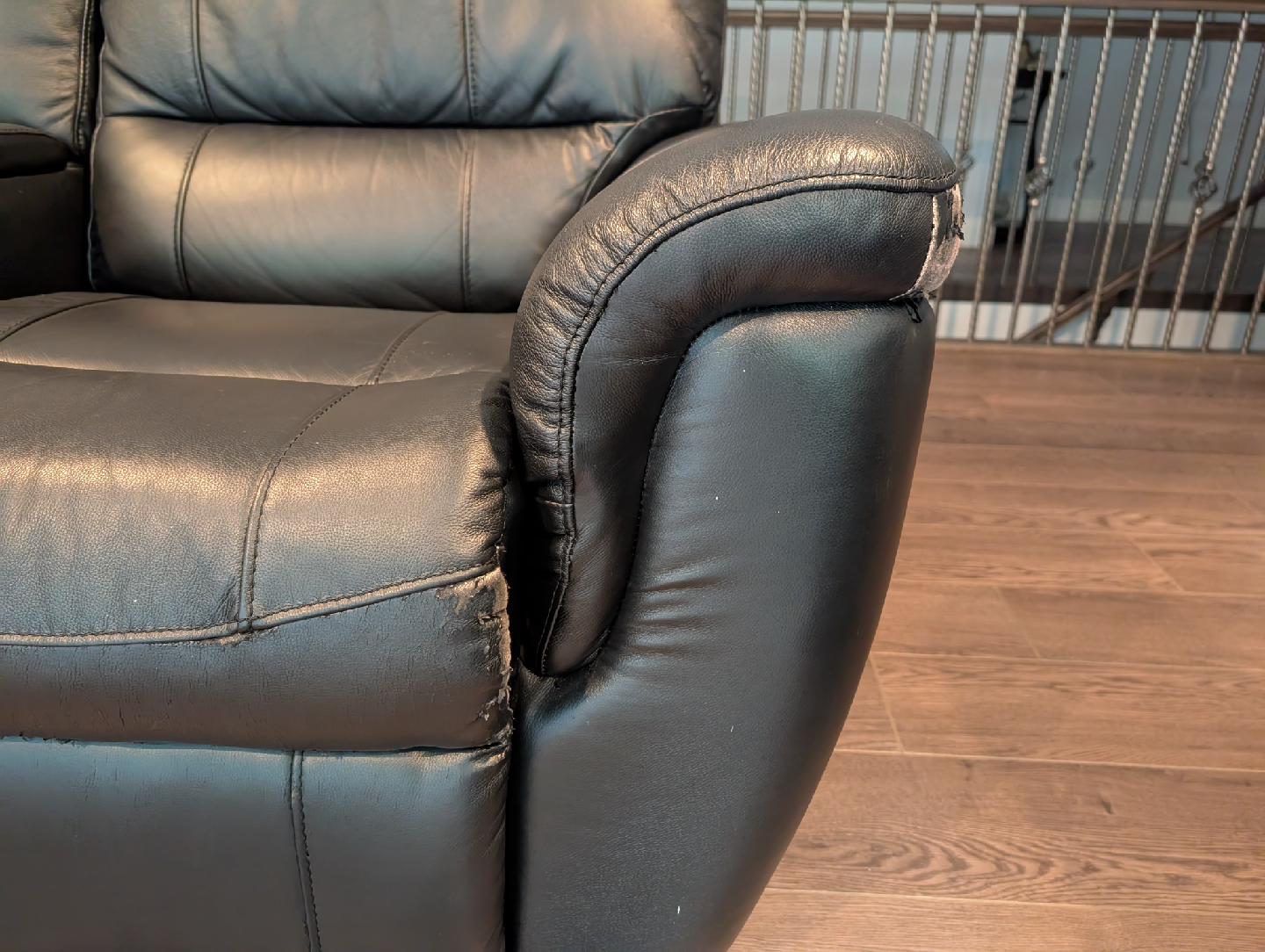 Black Leather Reclining 3 Seater Sofa, Loveseat & Chair Set - photo 2