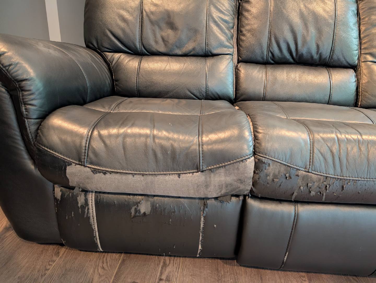 Black Leather Reclining 3 Seater Sofa, Loveseat & Chair Set - photo 4