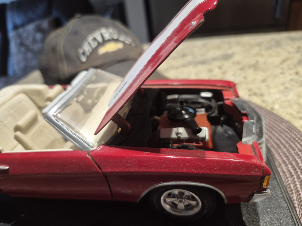 Maisto 1972 Chevrolet Chevelle SS454 Diecast Model Car - photo 3