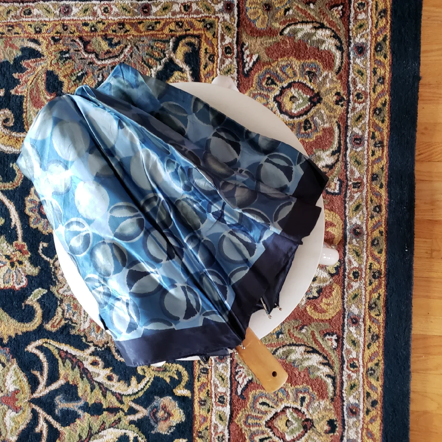 Blue Patterned Umbrella image indicator(2)