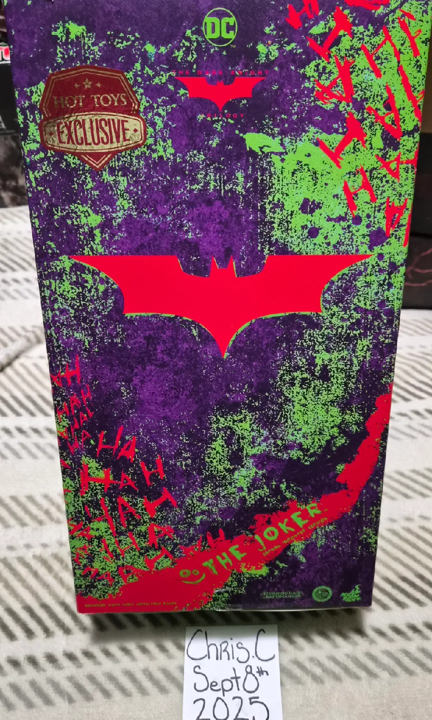 Hot Toys Exclusive Artisan Joker thumbnail