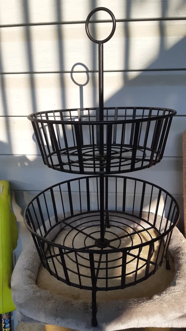 Black Metal Two-Tier Fruit Basket Stand thumbnail