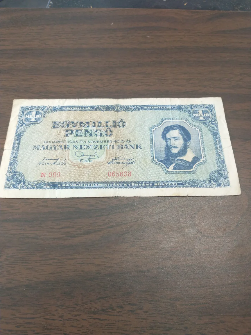 Poor 1945 Hungary one million pengo banknote, worn thumbnail