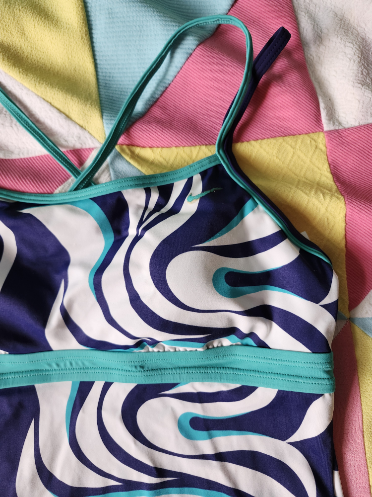 Nike white and blue tankini top - photo 3