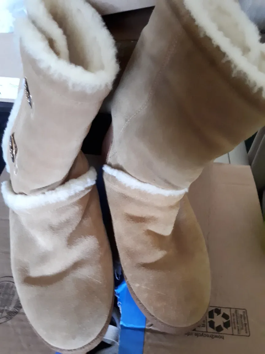 Tory Burch  Boots - Size 8 image indicator(2)