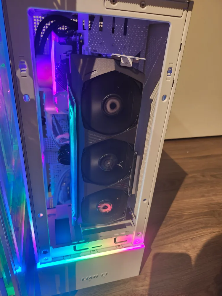 Gaming PC, RTX 3070 Ti, Core i5 14400F, Brand New! image indicator(9)