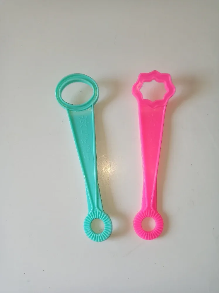 free Bubble Wands 🥕 thumbnail