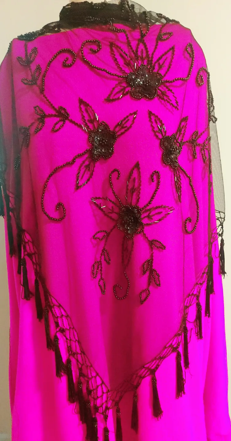 Black Beaded Cape image indicator(3)