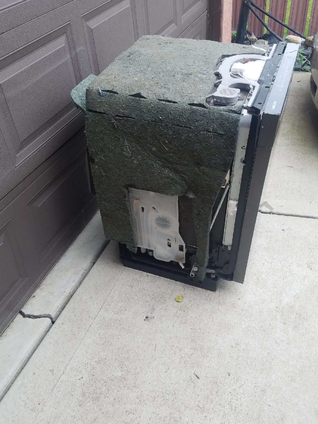 Samsung Dishwasher - photo 2