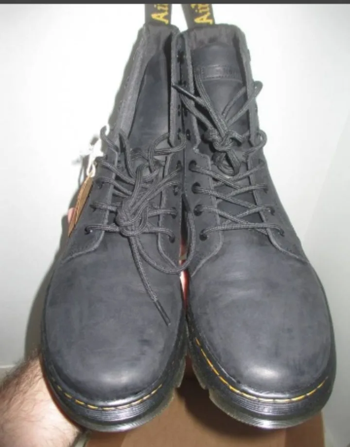 Men's Size 12 Dr. Martens Combs Leather Casual Boots image indicator(3)
