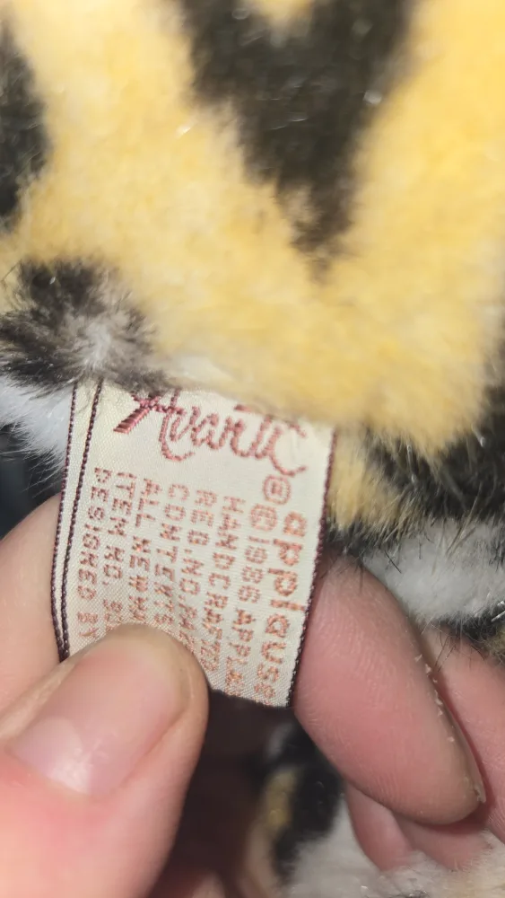 Applause Large Leopard Plush image indicator(3)