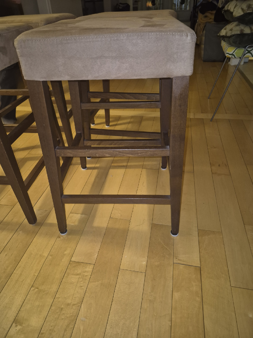 bar stools - photo 2