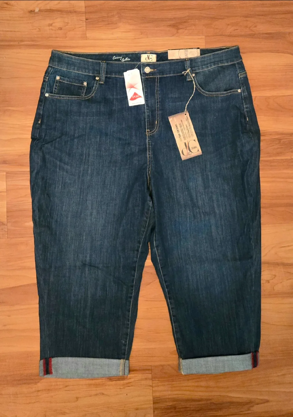 NEW Plus Size Denim Capri Jeans thumbnail