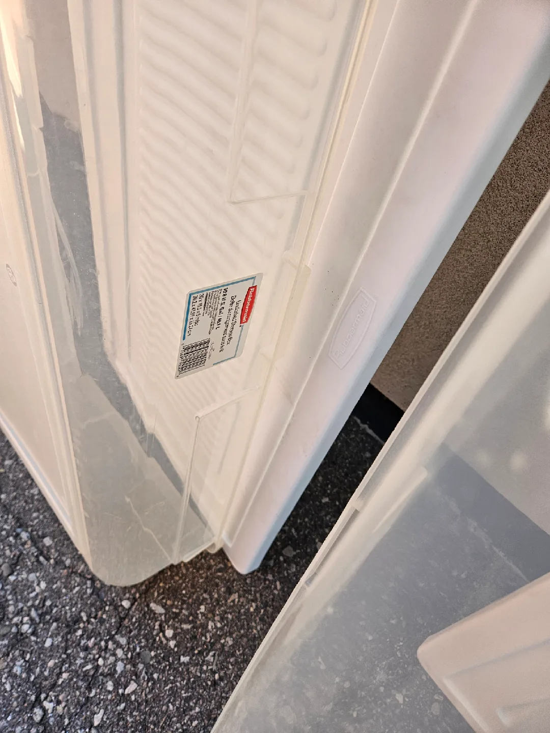 Rubbermaid Underbed Storage Box - 10.8 US Gal image indicator(3)