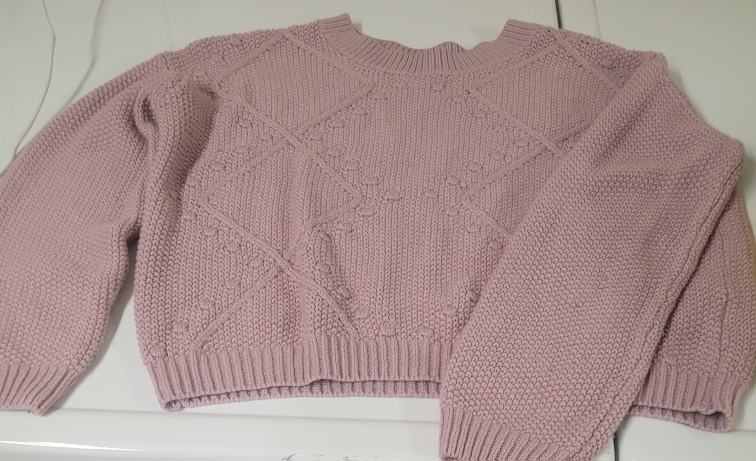 Pink crop Sweater- MEDIUM size