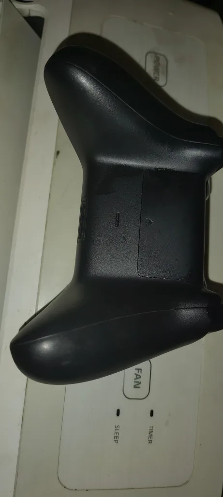 Xbox Wireless Controller - Black image indicator(2)